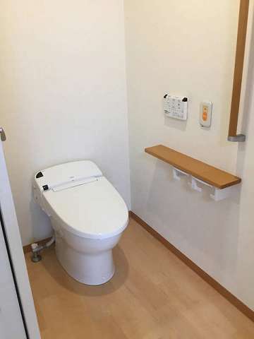 ココファン立川弐番館 居室トイレ