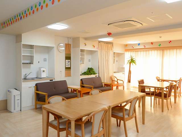 プレザンメゾン塚口　食堂