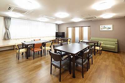 エイジフリーハウス茨木総持寺 併設介護サービス