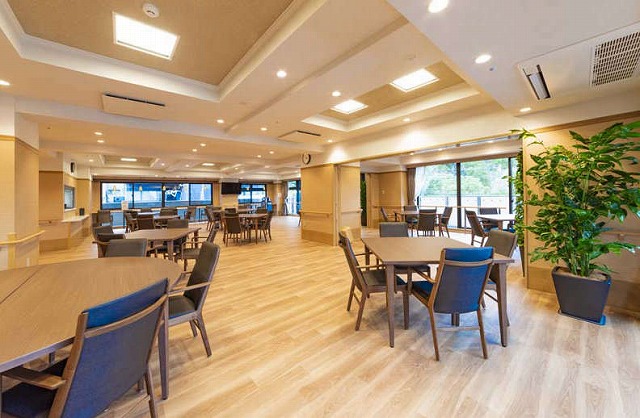 チャームスイート千里津雲台　ダイニング