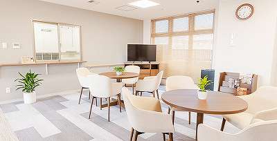 エイジフリーハウス吹田健都プレミア オープンラウンジ