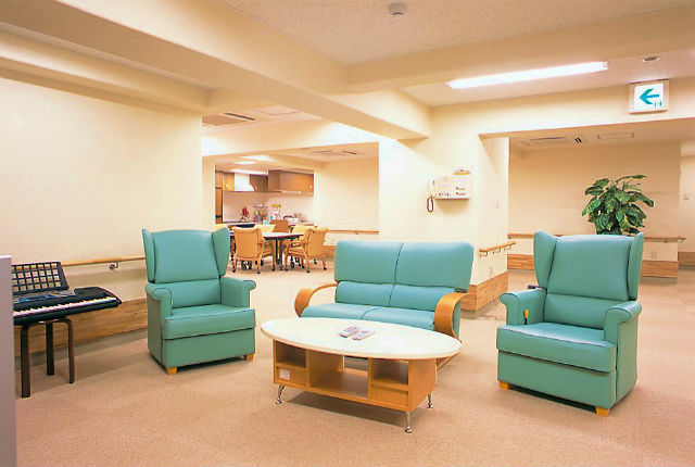 カルム桃山台　介護フロアリビングルーム