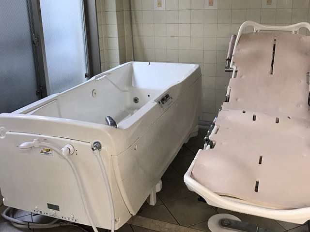 ガーデンフィールズとねり公園BigBell　機械浴槽