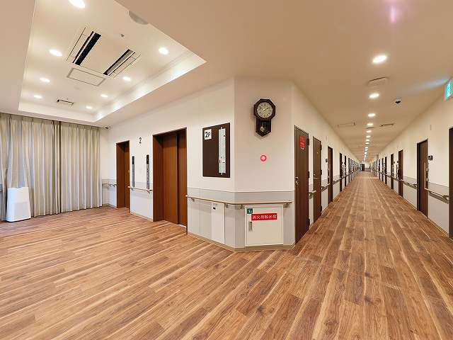 プレザンメゾン神戸ジェームス山　廊下