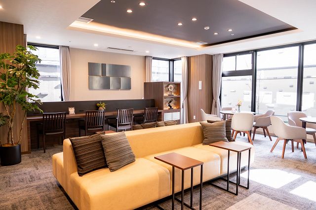 SOMPOケア ラヴィーレレジデンス博多住吉　エントランスホール