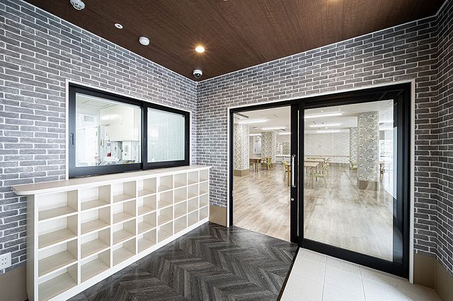 アルク奈良五条　エントランス