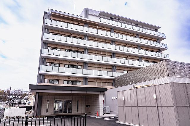 SOMPOケア ラヴィーレ平和大通り　外観