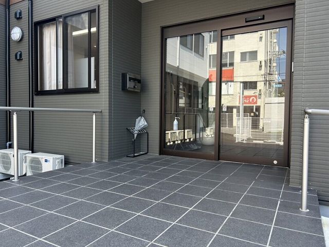 いつくしの杜土浦真鍋壱番館　エントランス外