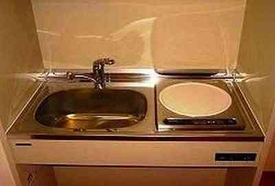 そんぽの家鶴見徳庵　居室ミニキッチン