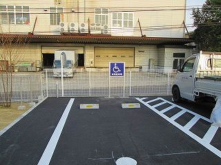 ふるさとホーム戸塚　駐車場